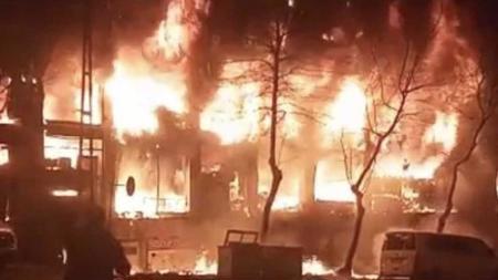 اخماد حريق اندلع في مكان عمل من طابقين بإسطنبول