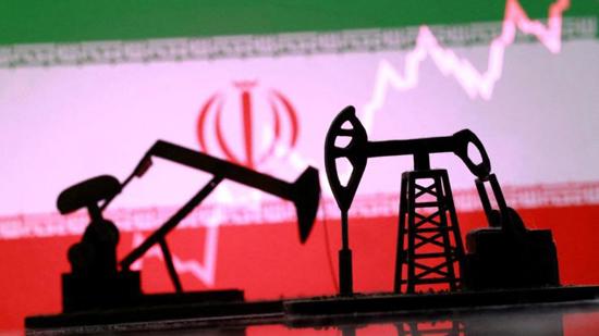 أسعار النفط تقفز 6% بعد إعلان ترامب انتهاء الهدنة مع إيران