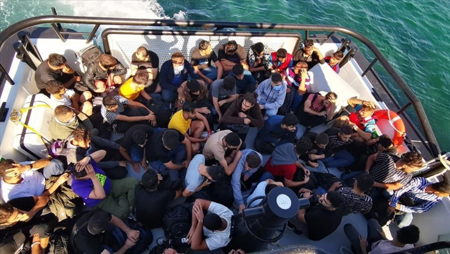 خفر السواحل التركي ينقذ 59 مهاجرا في مياه بحر إيجه