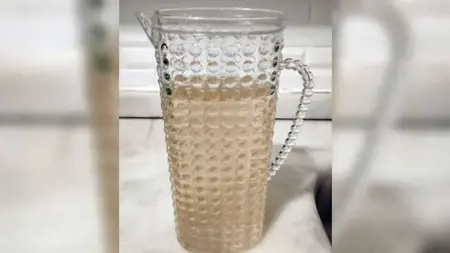 ردود فعل غاضبة عقب تدفق مياه قذرة من صنابير المياه في إسطنبول