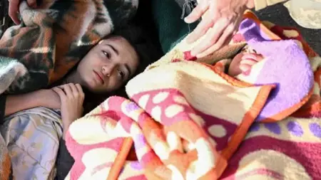 فرق البحث الأذربيجانية  تنقذ 16 شخصا بينهم 3 أطفال من تحت الأنقاض في كهرمان مرعش
