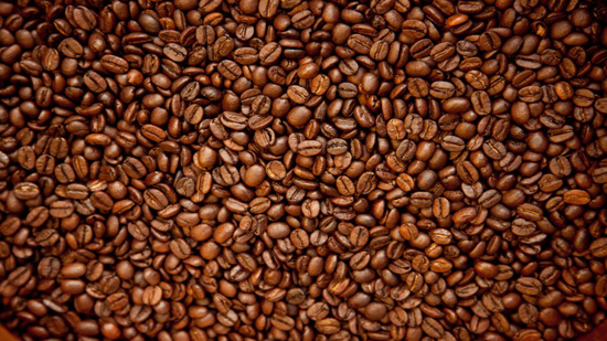 سويسرا.. العثور على 500 كيلو من الكوكايين في شحنة قهوة