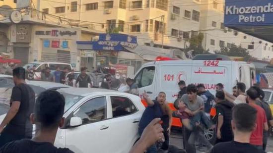 منظمة الصحة العالمية:"نشعر بالرعب من الهجوم على قافلة سيارات الإسعاف في غزة"