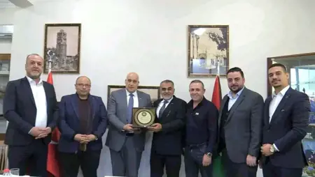 السفير الفلسطيني د. نصري أبو جيش يستقبل وفد اتحاد رجال الأعمال الفلسطيني التركي برئاسة السيد محمود الصغير