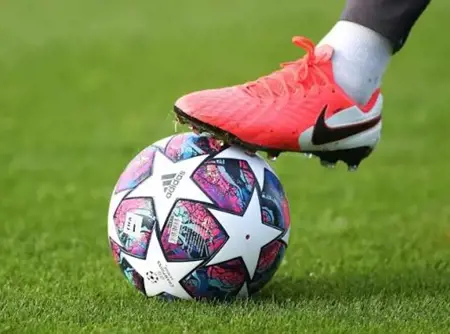 مواعيد مباريات اليوم الجمعة.. ريال مدريد ضد بيتيس والزمالك يبدأ مشواره الإفريقي