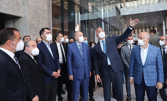 أردوغان في زيارة تفقدية لمركز أتاتورك الثقافي بإسطنبول