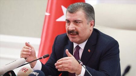 وزير الصحة التركي يعلن عن رفع القيود الصحية ووضع خارطة طريق جديدة
