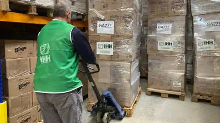 تركيا ترسل مزيداً من شاحنات الإغاثة لقطاع غزة