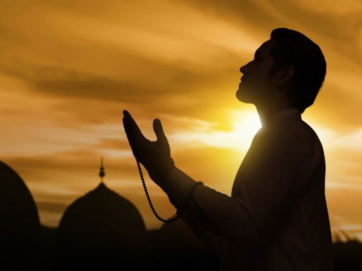 فضل الاستغفار.. مفتاحٌ للرزق وتفريجٌ للكرب بإذن الله