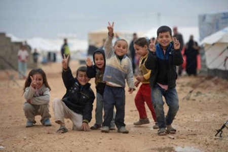 واشنطن تتعهد بتقديم  596 مليون دولار مساعدات إنسانية للاجئين السوريين