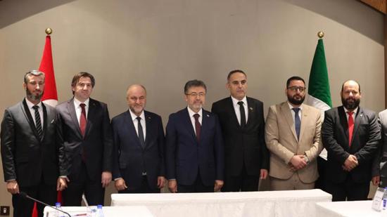 تركيا وسوريا توقعان خطة عمل مشتركة لتعزيز التعاون الزراعي وحماية الأمن الغذائي تركيا وسوريا توقعان خطة عمل مشتركة لتعزيز التعاون الزراعي وحماية الأمن الغذائي