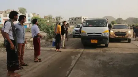 الحكومة اليمنية تعقد صفقة لتبادل مئات الأسرى مع الحوثيين