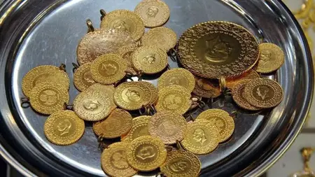  أسعار الذهب تنخفض بعد بلوغها مستوى تاريخي