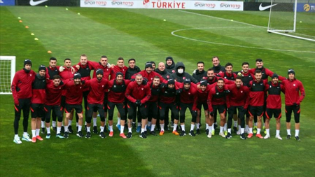 مواجهة مرتقبة غداً بين هولندا وتركيا في تصفيات مونديال 2022