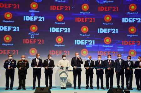 إسطنبول: افتتاح فعاليات معرض "IDEF" الدولي للصناعات الدفاعية