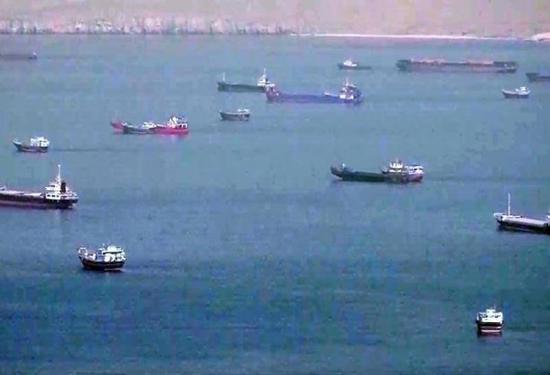 إيران وعُمان تتفقان على ممر بعرض 7 أميال في مضيق هرمز