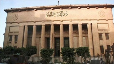 مصر.. قرار قضائي "أولي" بالإفراج عن عشرات المنتمين للإخوان