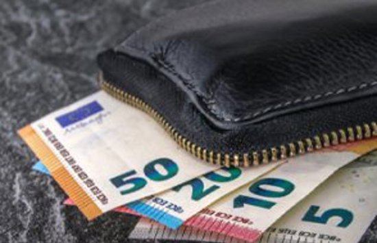 مشاكل صحية تغرق العائلات الألمانية في الديون مشاكل صحية تغرق العائلات الألمانية في الديون