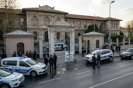 عامًا سجنًا لوالد منفذ هجوم مدرسي