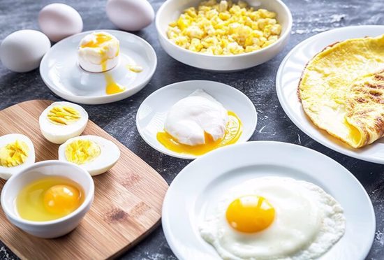 ماذا يحدث إذا أكلت بيضتين مسلوقتين في اليوم؟