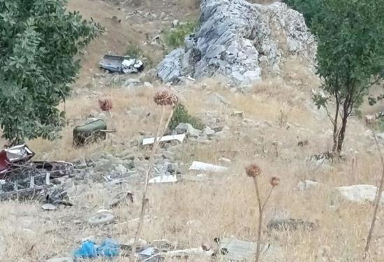 سائقٌ ينجو بالقفز من شاحنته قبل تدحرجها في هاويةٍ بارتفاع 200 متر ببنغول