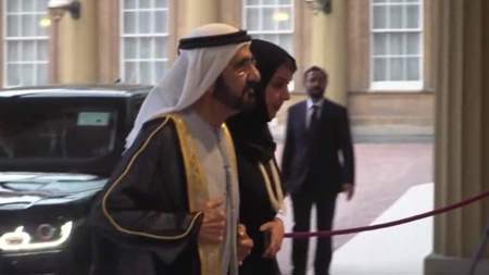 الشيخ محمد بن راشد آل مكتوم يصل إلى قصر باكنغهام ويلتقي بالملك تشارلز