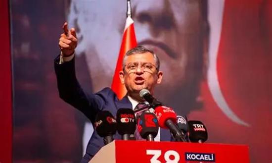 Özgür Özel يتحدّى أردوغان: لن نسمح بلمس CHP
