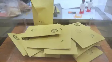 عدد الناخبين في الخارج في الجولة الثانية من الانتخابات التركية يتجاوز 1.6 مليون ناخب