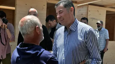 من قلب هاتاي: سنان أوغان يعد بإرسال السوريين في أول مرسوم له