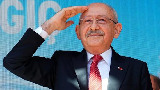 كليتشدار أوغلو يقيل رؤساء حزب الشعب الجمهوري في أنطاليا وقيصري