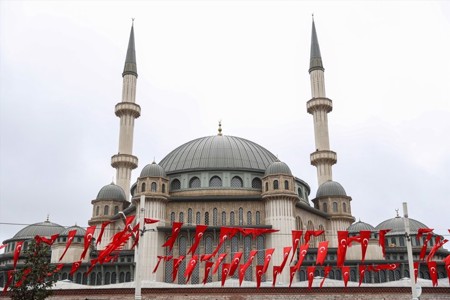 إسطنبول.. بدء العد التنازلي لافتتاح مسجد تقسيم