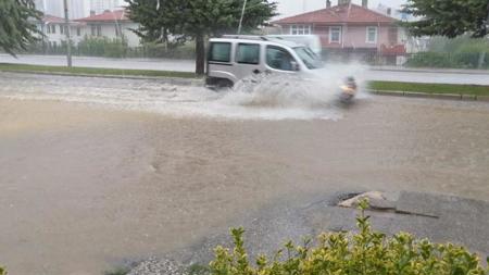 الأرصاد التركية تحذر 7 محافظات من السيول 