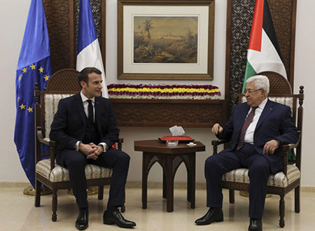 بعد تأييده إسرائيل.. ‎ماكرون يلتقي ‎عباس في رام الله لبحث مجريات الحرب على غزة