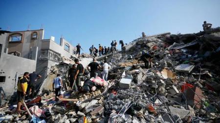 الحكومة في غزة تكشف ما فعله جنود الاحتلال أثناء عملية تحرير الأسرى الإسرائيليين أمس