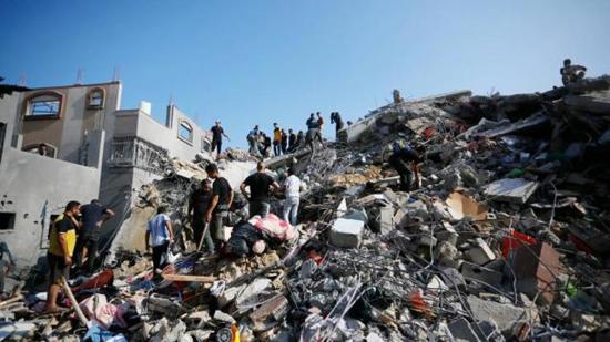 الحكومة في غزة تكشف ما فعله جنود الاحتلال أثناء عملية تحرير الأسرى الإسرائيليين أمس