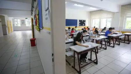 تركيا.. إعادة بناء وتعزيز 1223 مدرسة في اسطنبول