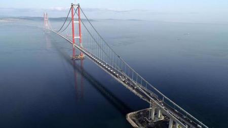 تركيا .. جسر جناق قلعة يساهم  بـ 5.4 مليار يورو في الإنتاج