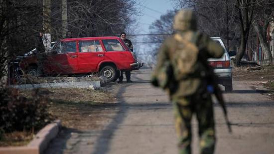 أوكرانيا تعلن قتل 28 ألف  و300 جندي من الجيش الروسي 