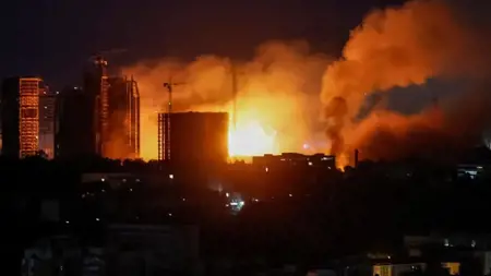 غارة صاروخية روسية على كييف: 9 قتلى و28 جريحاً بينهم 4 أطفال.. وعمليات إنقاذ في 5 أحياء