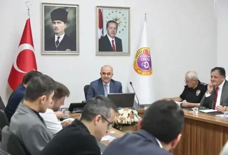 إقامة "مهرجان فيرا بسم الله لصيد الأسماك" في ولاية أوردو التركية