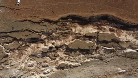 تركيا ..رصد صدعًا كبيراً في كهرمان مرعش  يكشف حجم الزلزال 