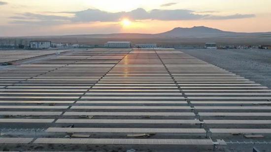 تركيا .. ارتفاع انتاج مصنع كاليون للألواح الشمسية
