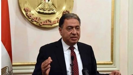وفاة وزير صحة مصري سابق نتيجة "خطأ طبي"