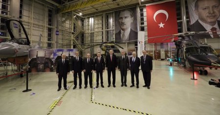 وزير الدفاع التركي: امتناع بعض الدول بيعنا أسلحتها جعلنا أكثر عزيمة وإصرارا