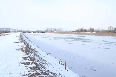 تجمد النهر الأحمر جزئيا في ولاية سيواس