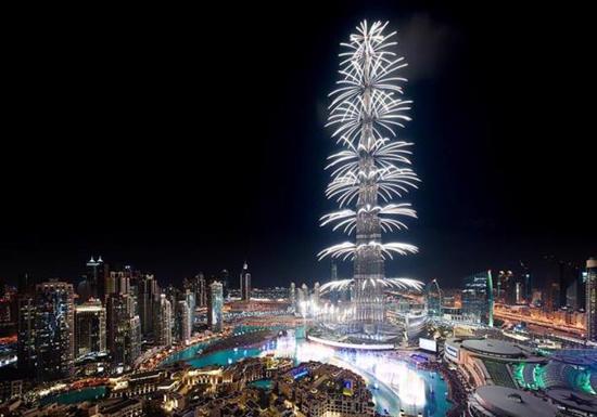 دبي تعلن جاهزيتها لاحتفالات بداية عام 2023