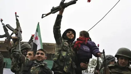 بعد إعلان حلّ التنظيم: الجيش السوري يبدأ تسلم أسلحة YPG الثقيلة في الحسكة — دبابات ومدرعات ومضادات طيران