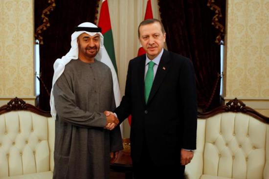 أردوغان يهنئ محمد بن زايد بالذكرى الـ50 لتأسيس دولة الإمارات