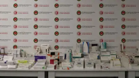 إيقاف عملية تهريب أدوية بقيمة 27 مليون ليرة في مطار إسطنبول