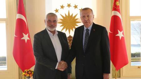 بعد تلقيه مكالمة من هنية.. أردوغان يرحب بقرار حماس بشأن الموافقة على وقف إطلاق النار في غزة